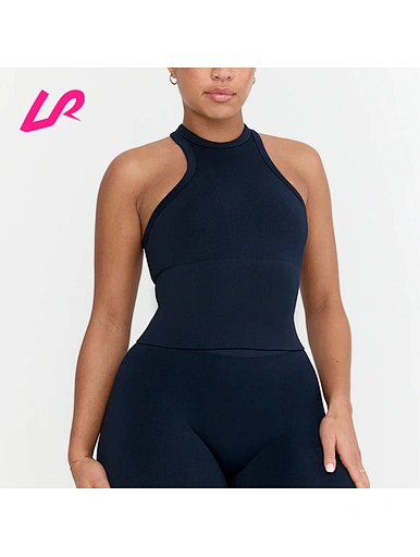 Upgrade your casual style with our tank top seamless. Shop now for a range of sizes and colors to elevate your wardrobe with our tank top seamless.
